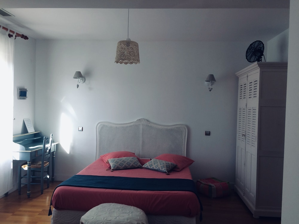 Comfort Double Room (Emeraude) photo 1