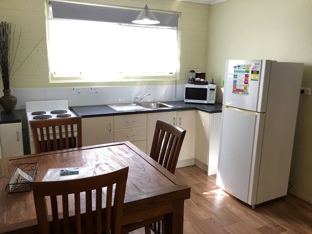 1 Bedroom Apartment, Queen & Single Bed (2 Nights) photo 3