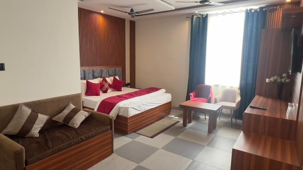 Family Suite - Photo 1