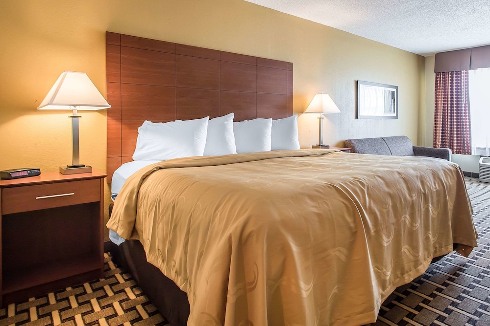 Room, 1 King Bed, Non Smoking - Photo 1
