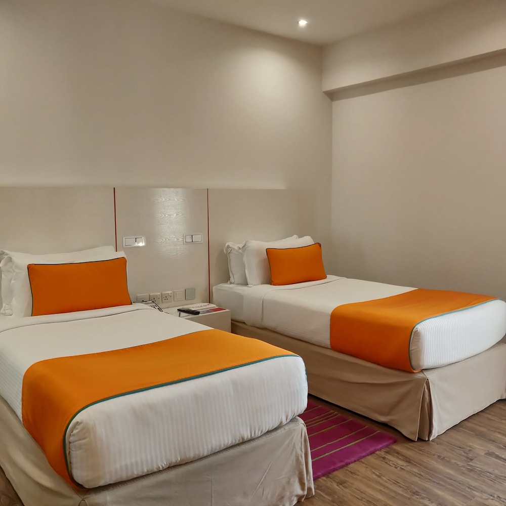 Apartment, 2 Bedrooms, Sea View (1 King Bed, 1 Twin Bed) photo 2