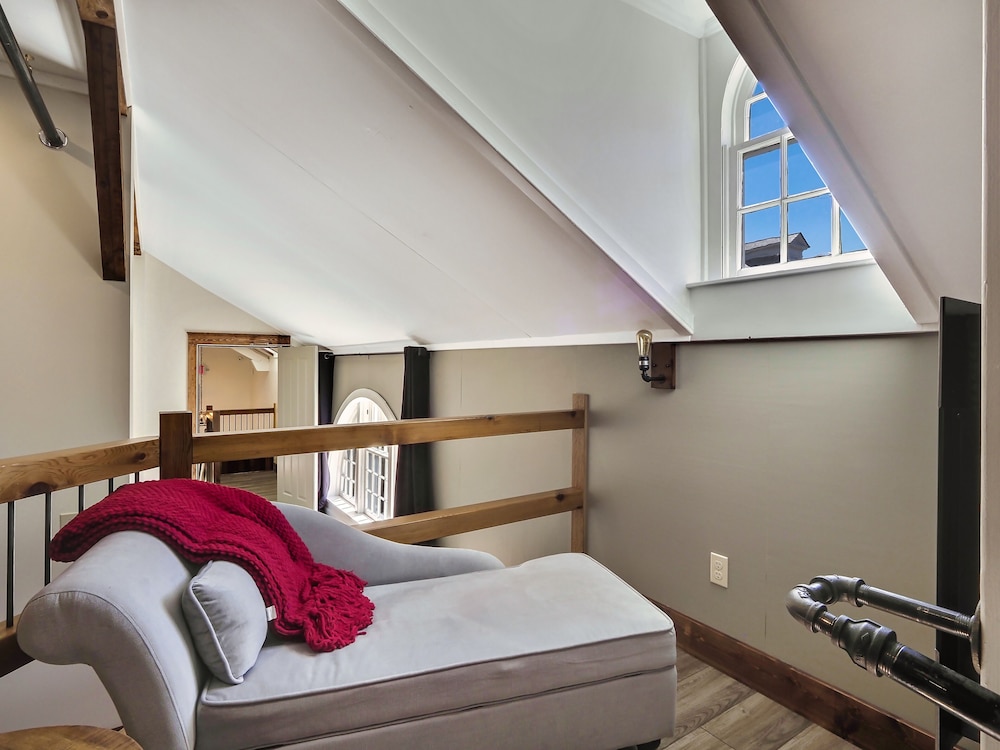 Hayloft II photo 2