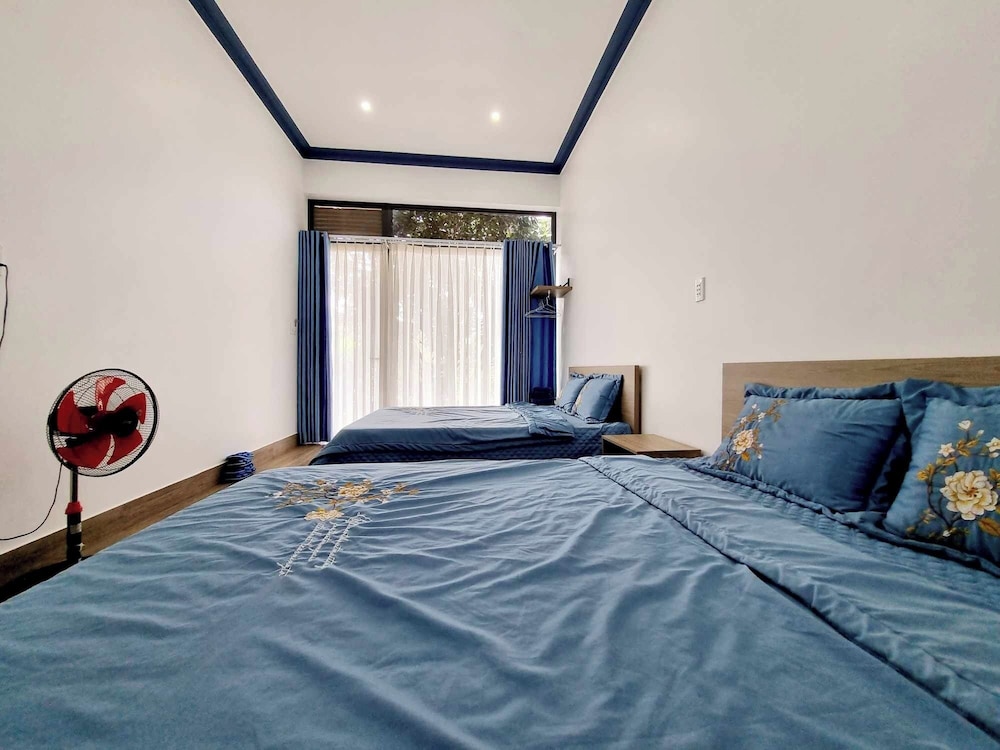 Standard Double Room, Garden View