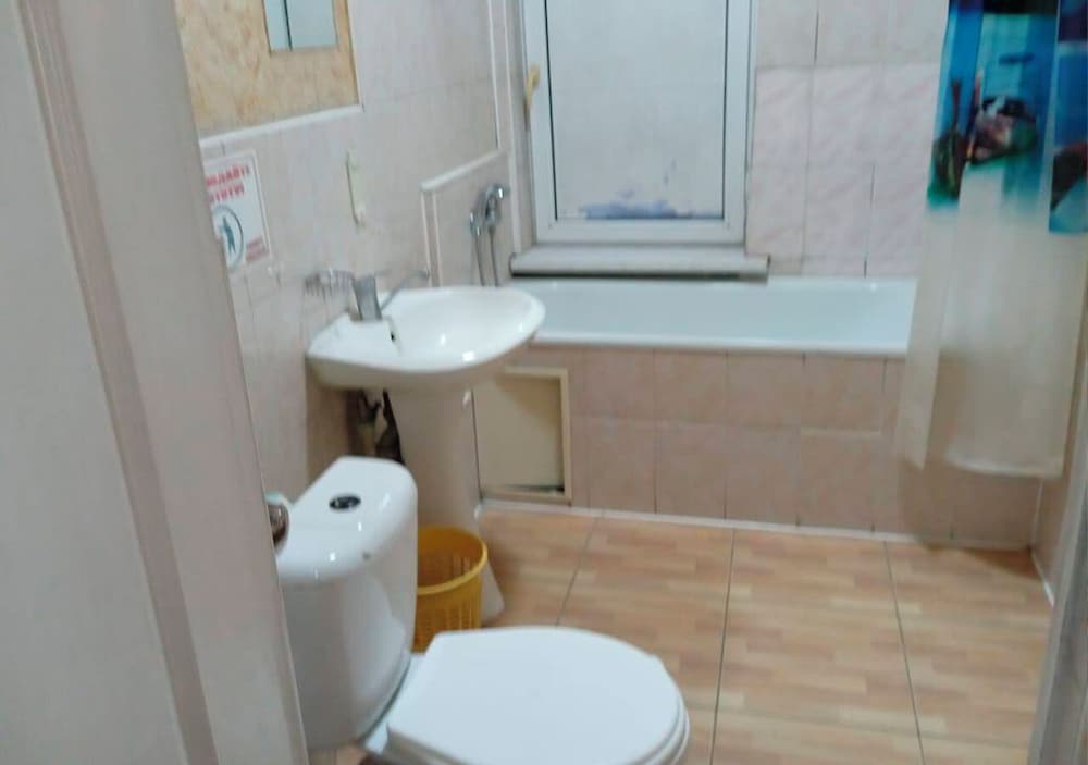 Standard Double Room, 1 Queen Bed