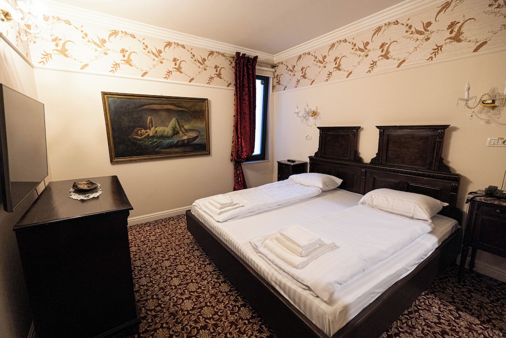 Presidential Apartment