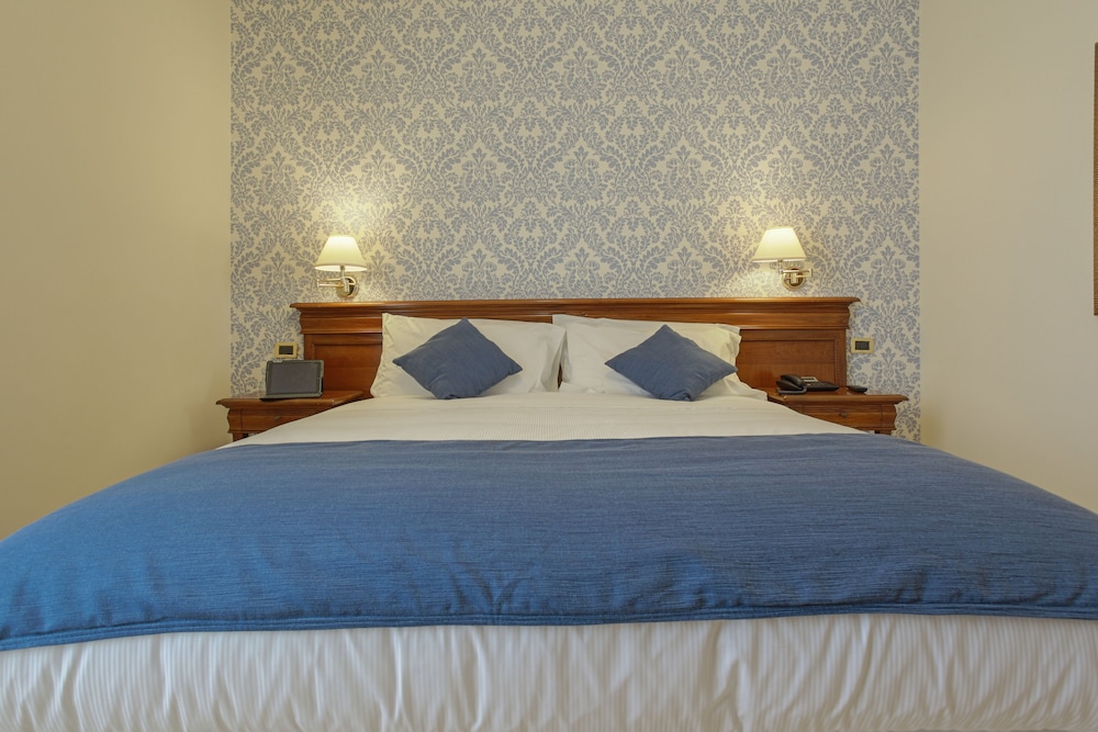 Classic Double Room - Photo 1