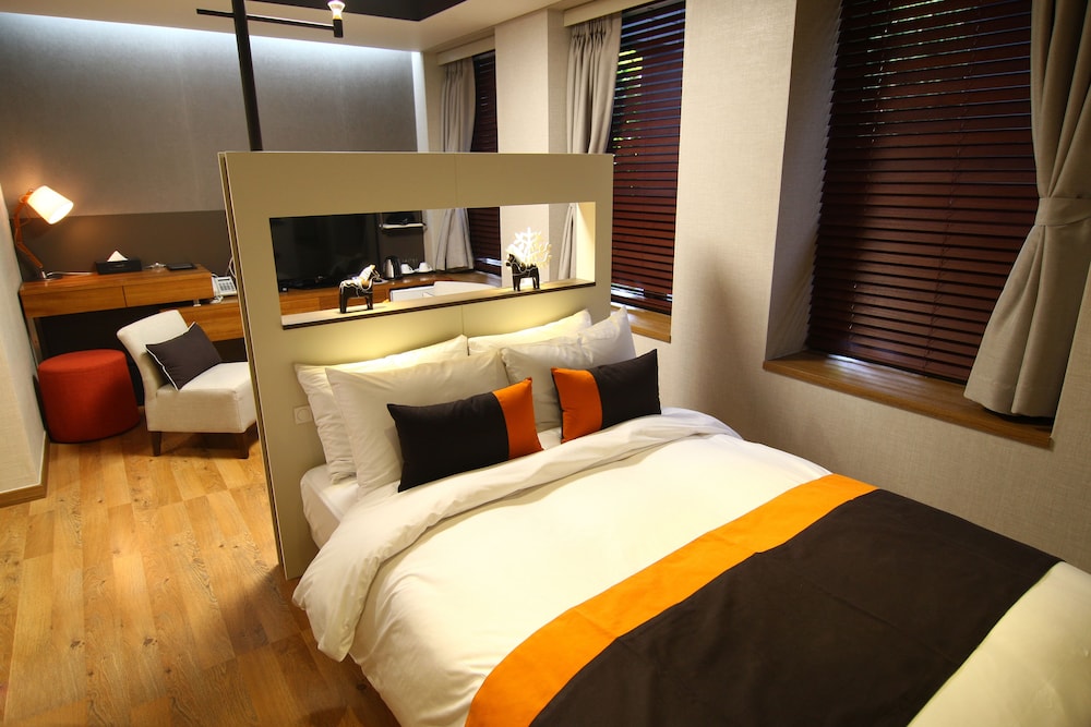 Suite - Local Activity D/C Voucher Provided. (20%~) photo 2