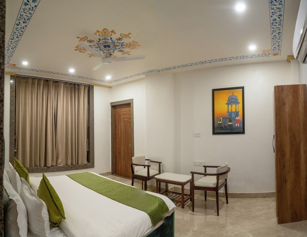 Executive Room - Photo 14