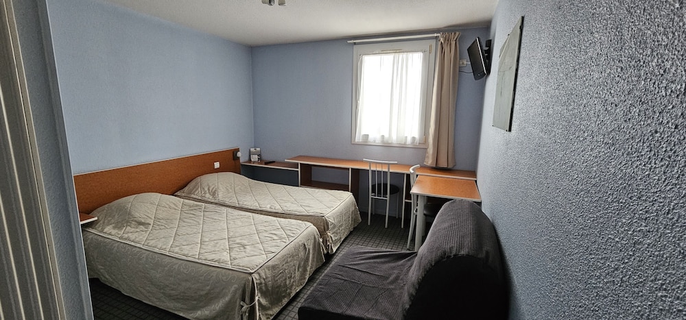Standard Twin Room photo 1