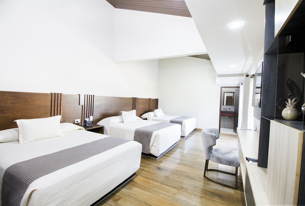 Triple Room photo 2