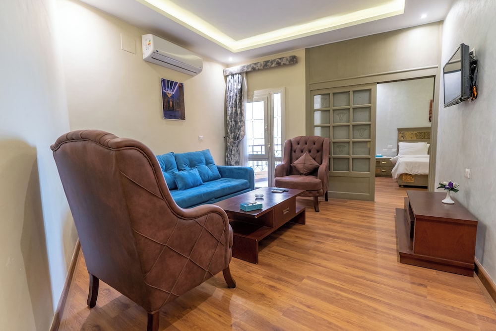 Junior Suite Nile view - Photo 5