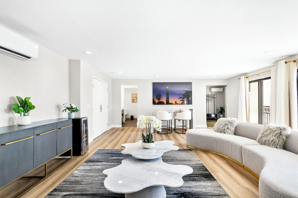 Executive Room - Photo 2