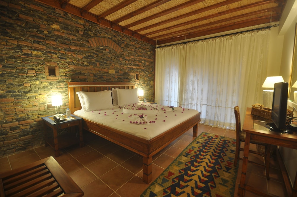Suite, Garden View - Photo 1