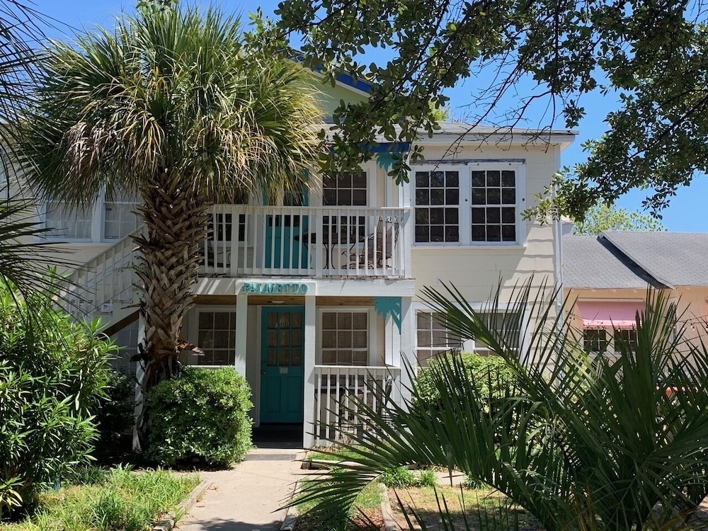 Palmetto Cottages, 2 Bedrooms, 1 Bath photo 2