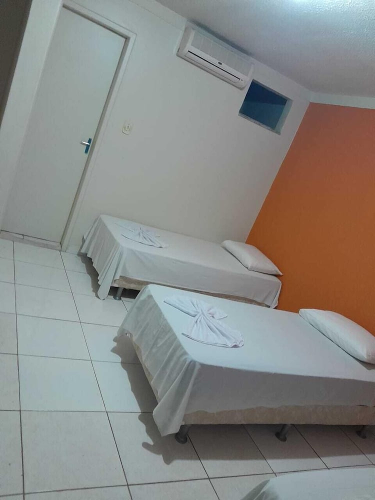Basic Twin Room photo 2