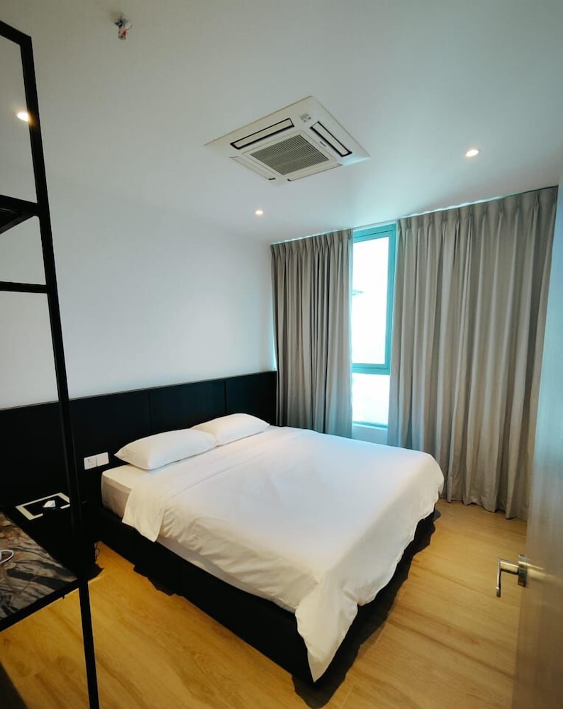 Premier Suite, 1 Bedroom, Balcony, Sea View