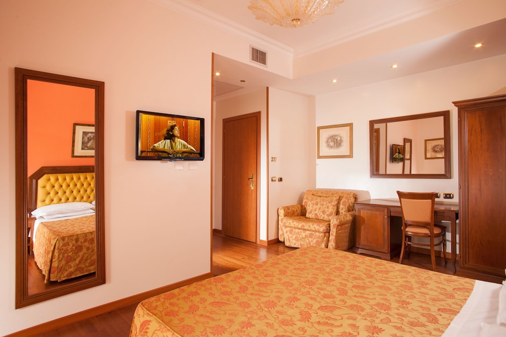 Triple Room, Annex Building photo 1