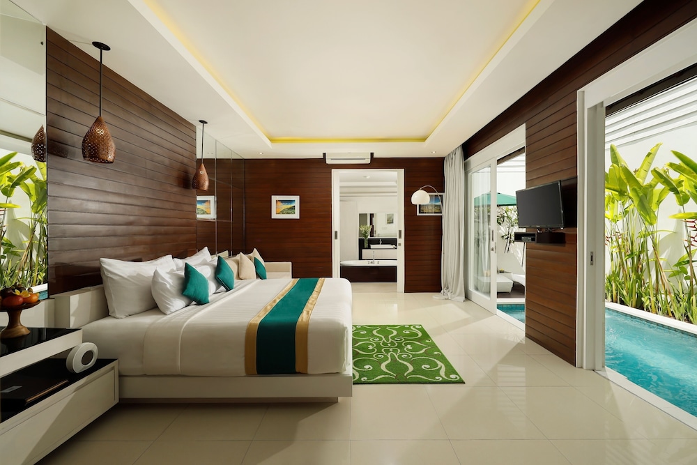 Stereo Pool Villa