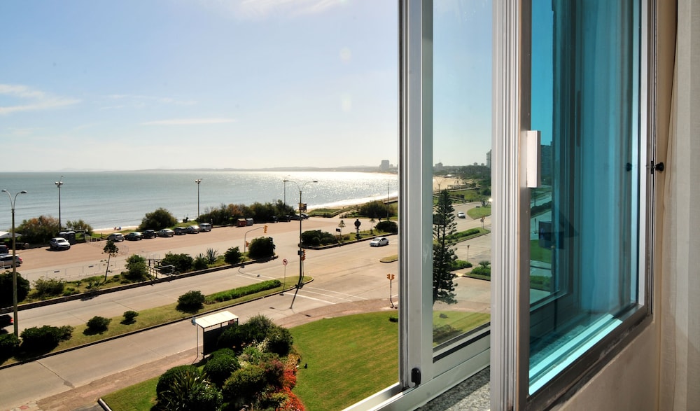 Deluxe Room, Sea View photo 3