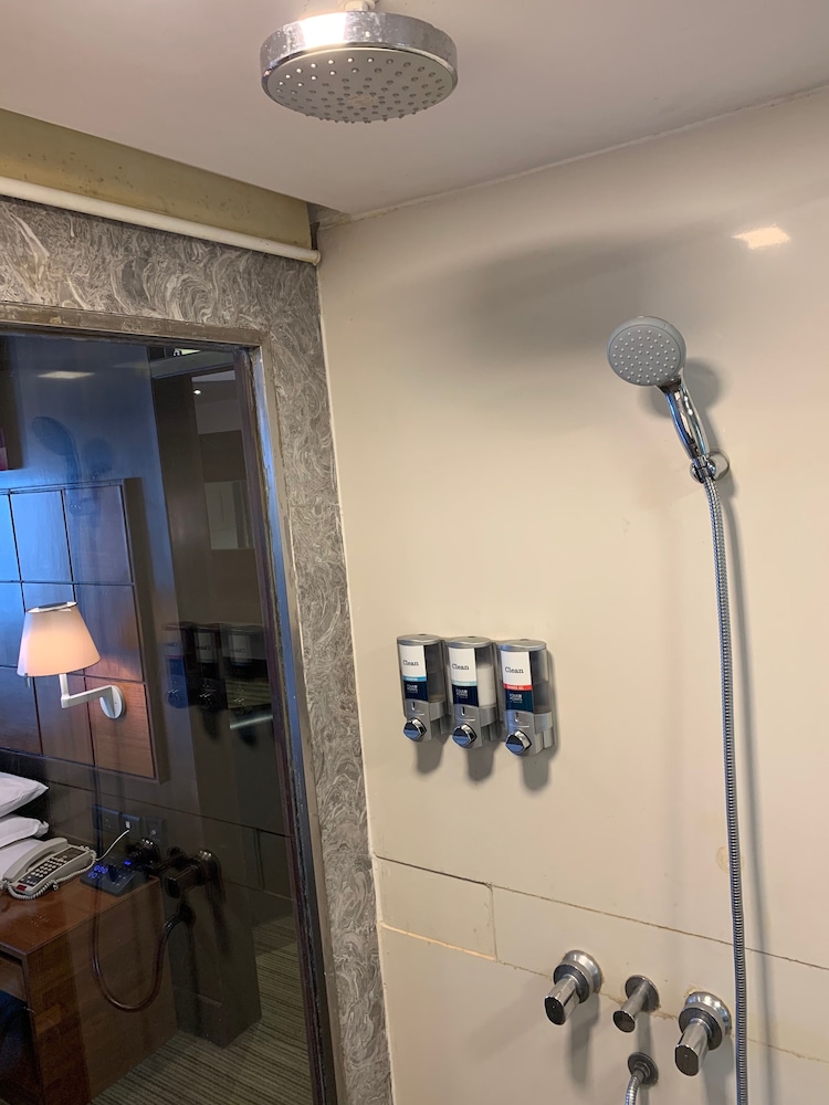 Suite, 1 Bedroom, Balcony (City View)