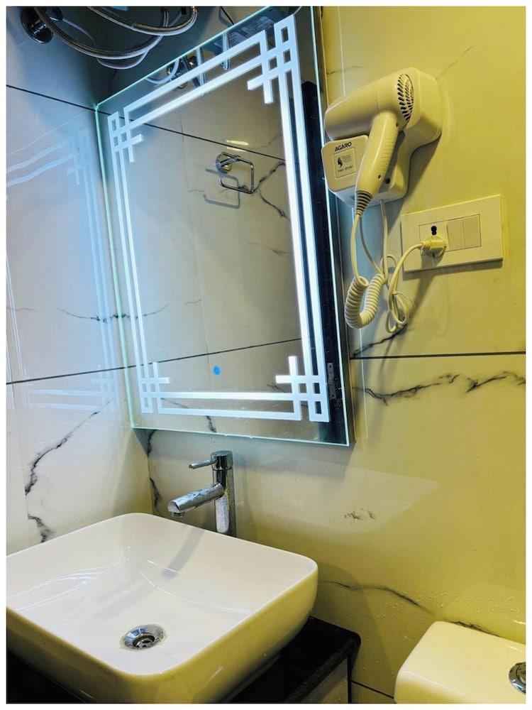 Deluxe Double Room, Non Smoking, City View