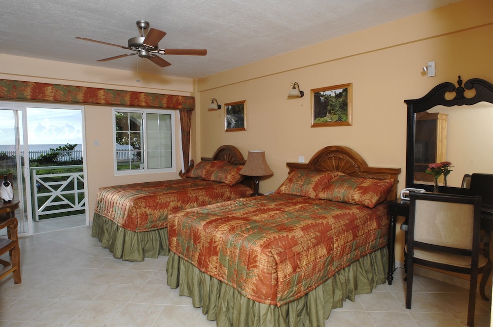 Family Room, 2 Double Beds, Ocean View