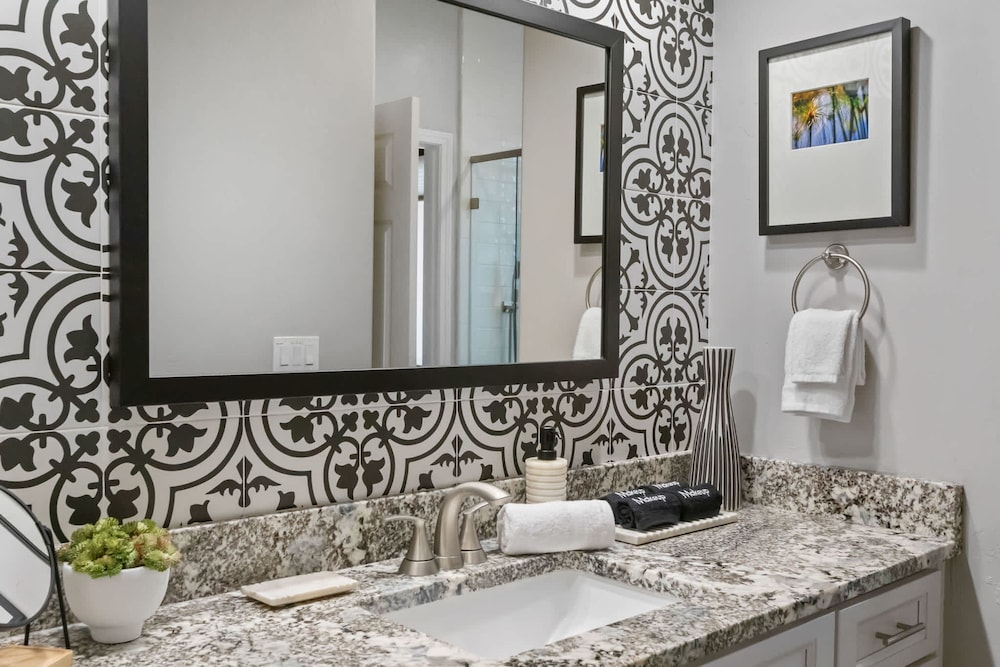 5 Bed 3 Bath Uptown Sedona-game Room-sauna-cold Plunge-jacuzzi-gym, Φωτογραφία 10