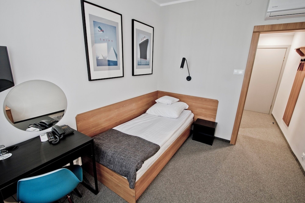 Standard Single Room photo 2