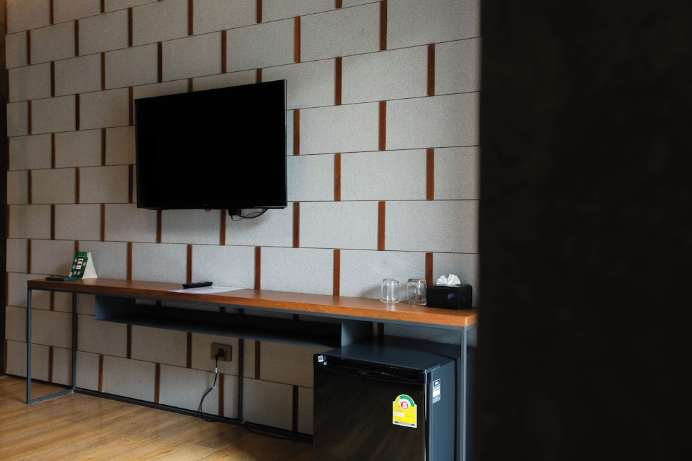 Loft Twin Bed - Photo 14