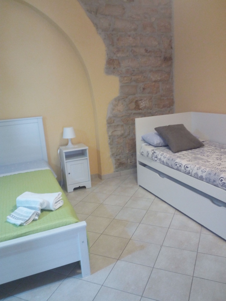 Family Suite, Kitchenette photo 3