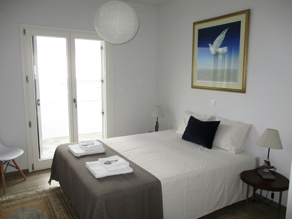 Villa photo 2