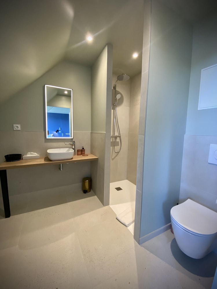 Suite, Ensuite, Sea View (4 - Chambre Conleau) photo 2