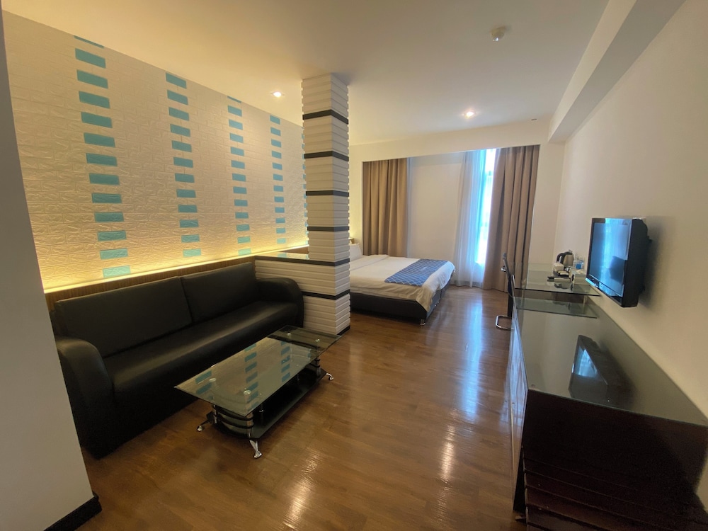 Grand Room photo 1