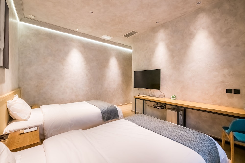 Elite Twin Room photo 3