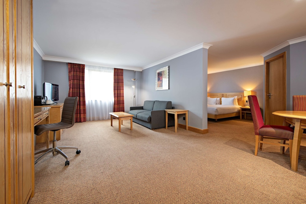 Junior Suite, 1 King Bed - Photo 3
