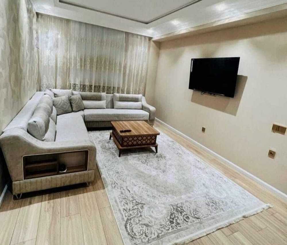 Comfort Apartment, Balcony, City View