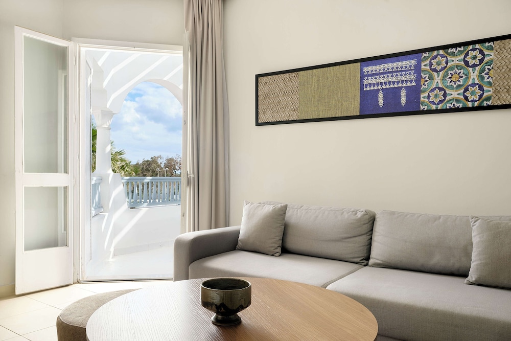 Suite, Garden View (Single Use) - Photo 6