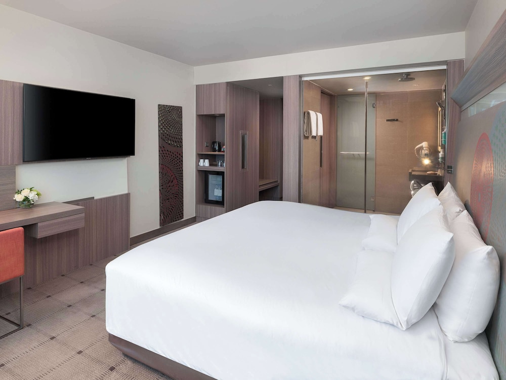 Premier Room, 1 King Bed, Park View