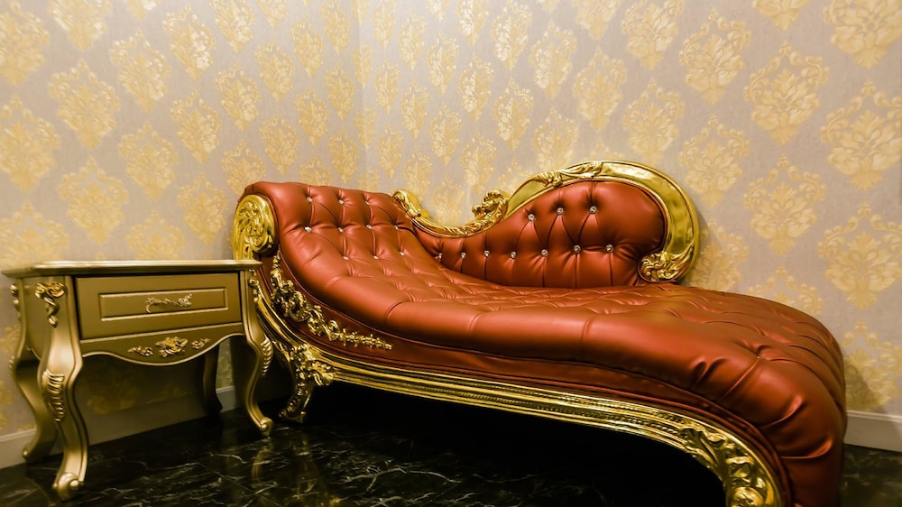 Standard Double Room - Photo 8
