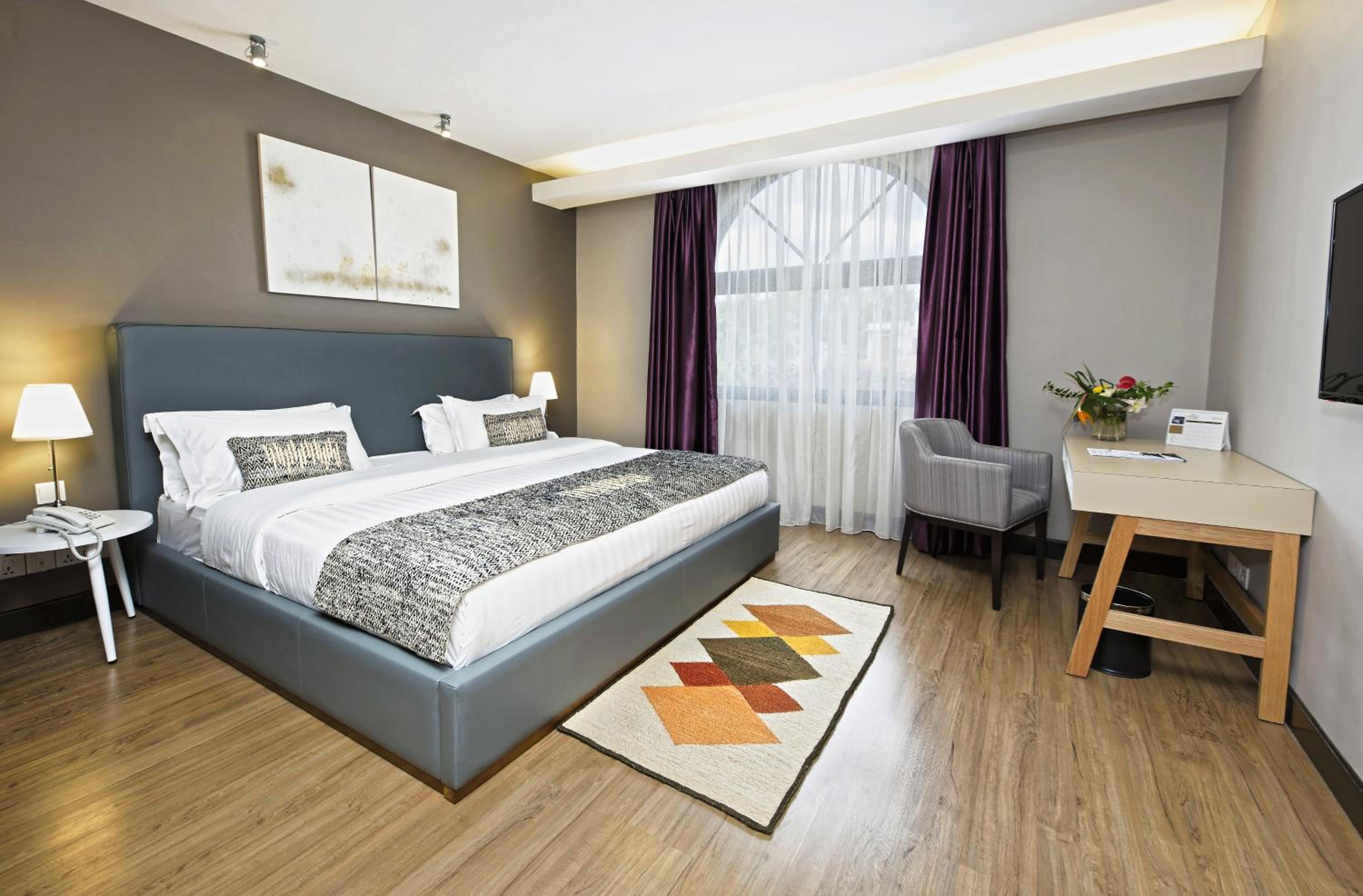Junior Suite with Balcony