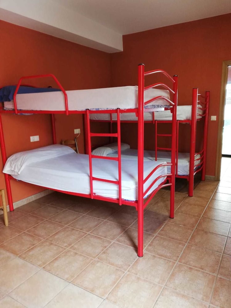 Shared Dormitory, Mixed Dorm (1 bed in 4 Bed Dorm)