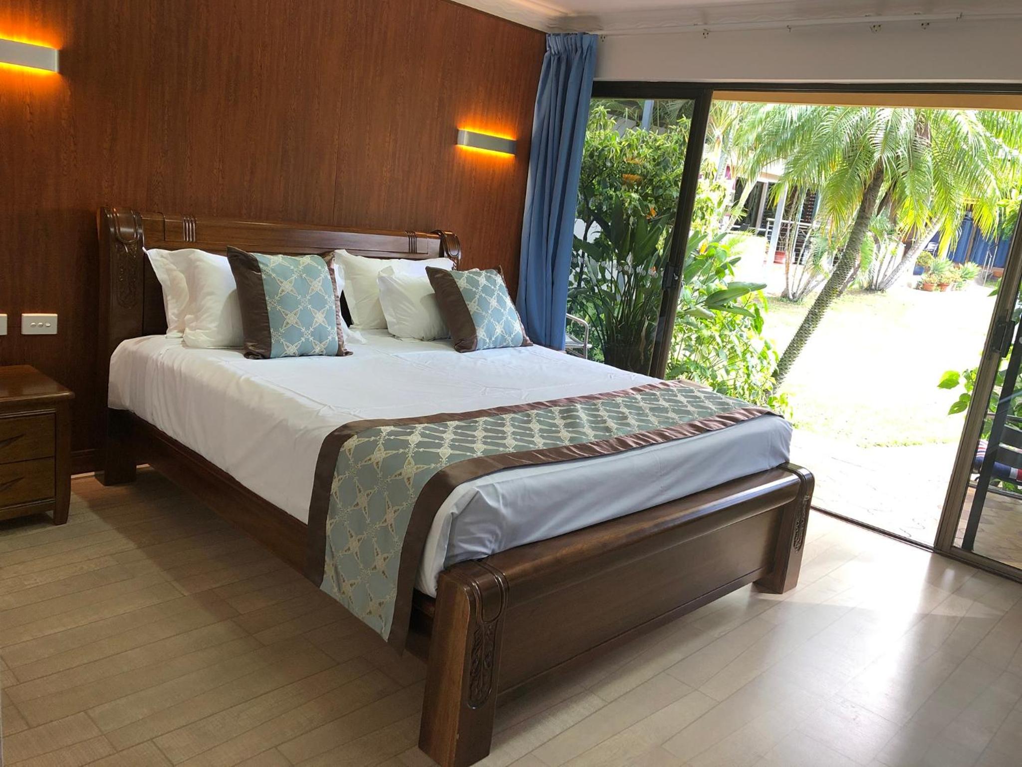 Deluxe Double Room With Bath photo 1