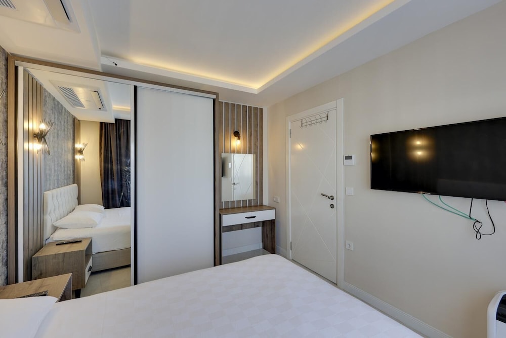 Presidential Suite, Balcony, Sea View photo 1