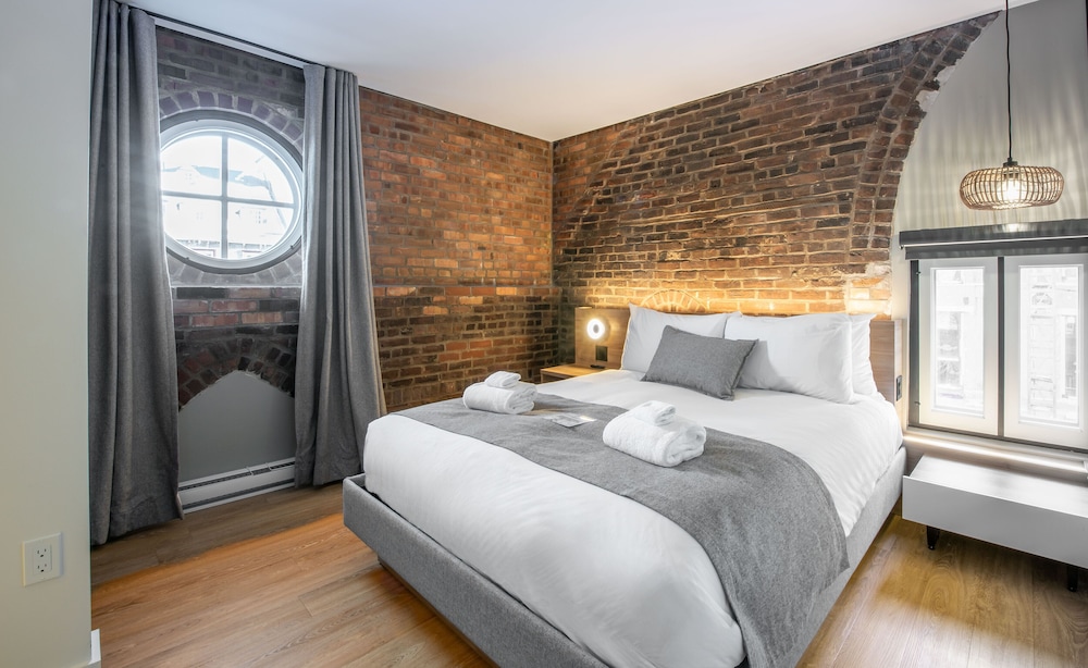 Exclusive Apartment thumbnail 5