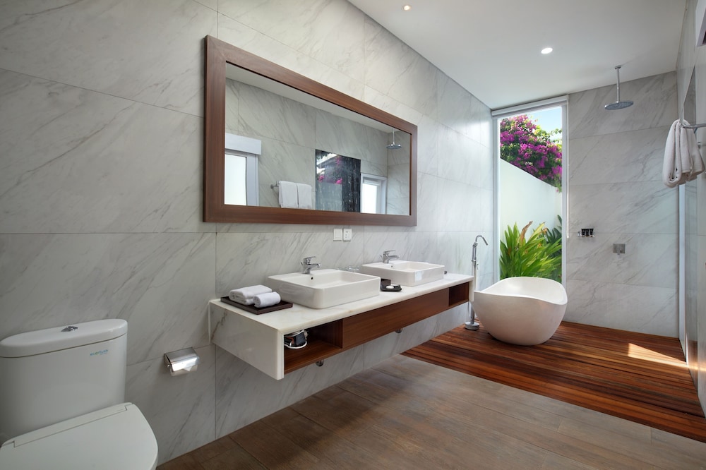 1 Bedroom with Private Pool Villa - Photo 5