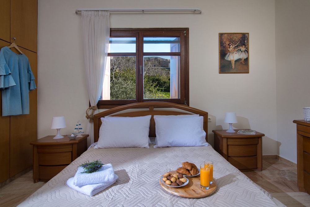 Petra Three Bedroom Luxury Suite photo 1