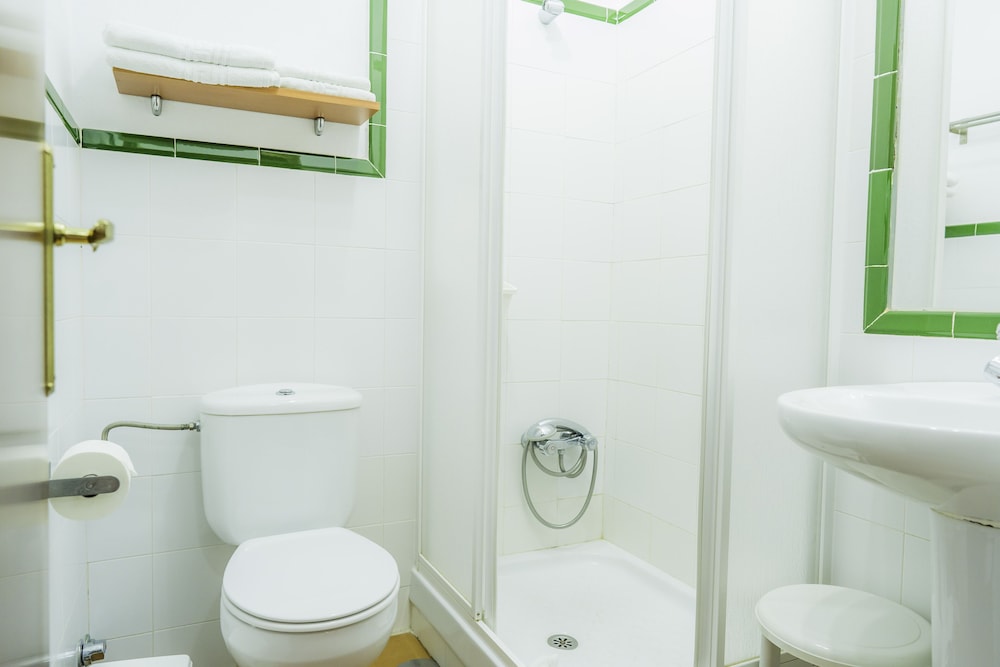 Double Room Single Use - Photo 8