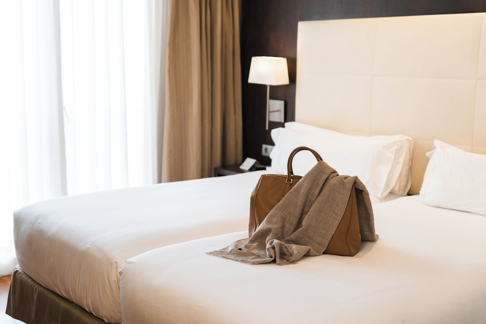 Superior Double Room (Fountain view)