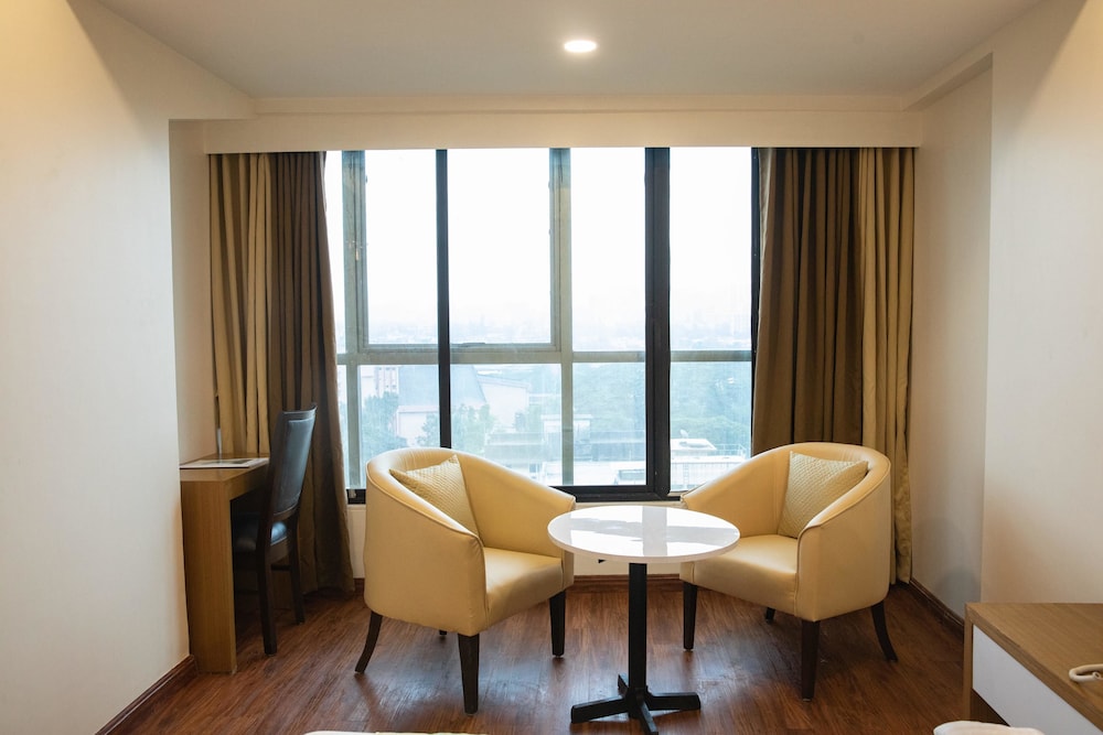Royal Room - Photo 4