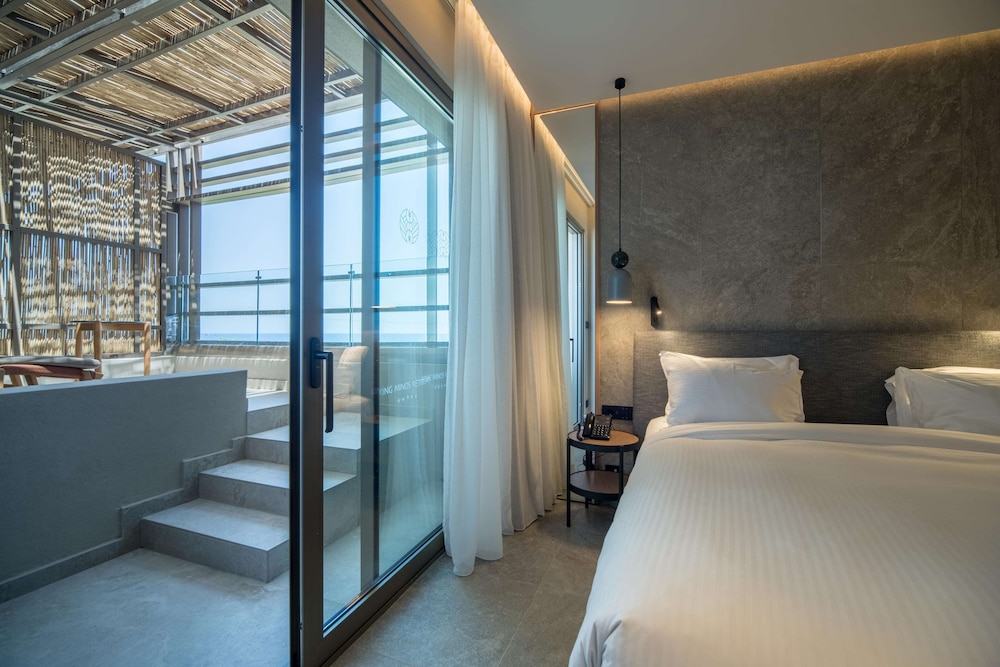 Serenity Suite Sea View - Photo 1